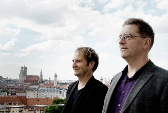 Daniel Ott und Manos Tsangaris Künstlerische Leitung Münchener Biennale — Festival für neues Musiktheater